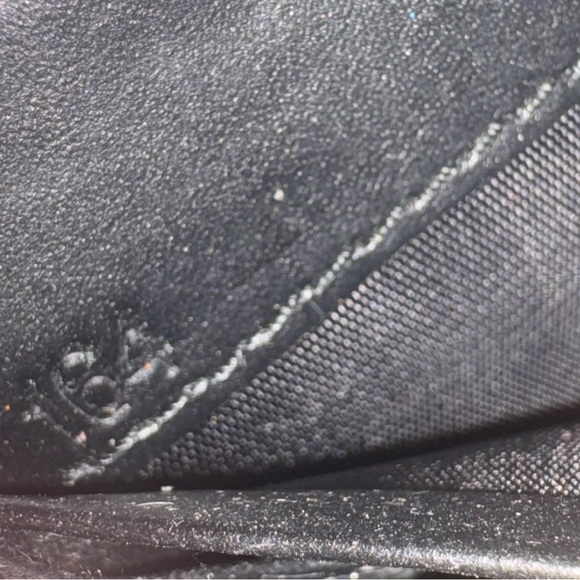 ✨🛍️ Prada Black Saffiano Leather Zip Around Wallet - Picture 6 of 7